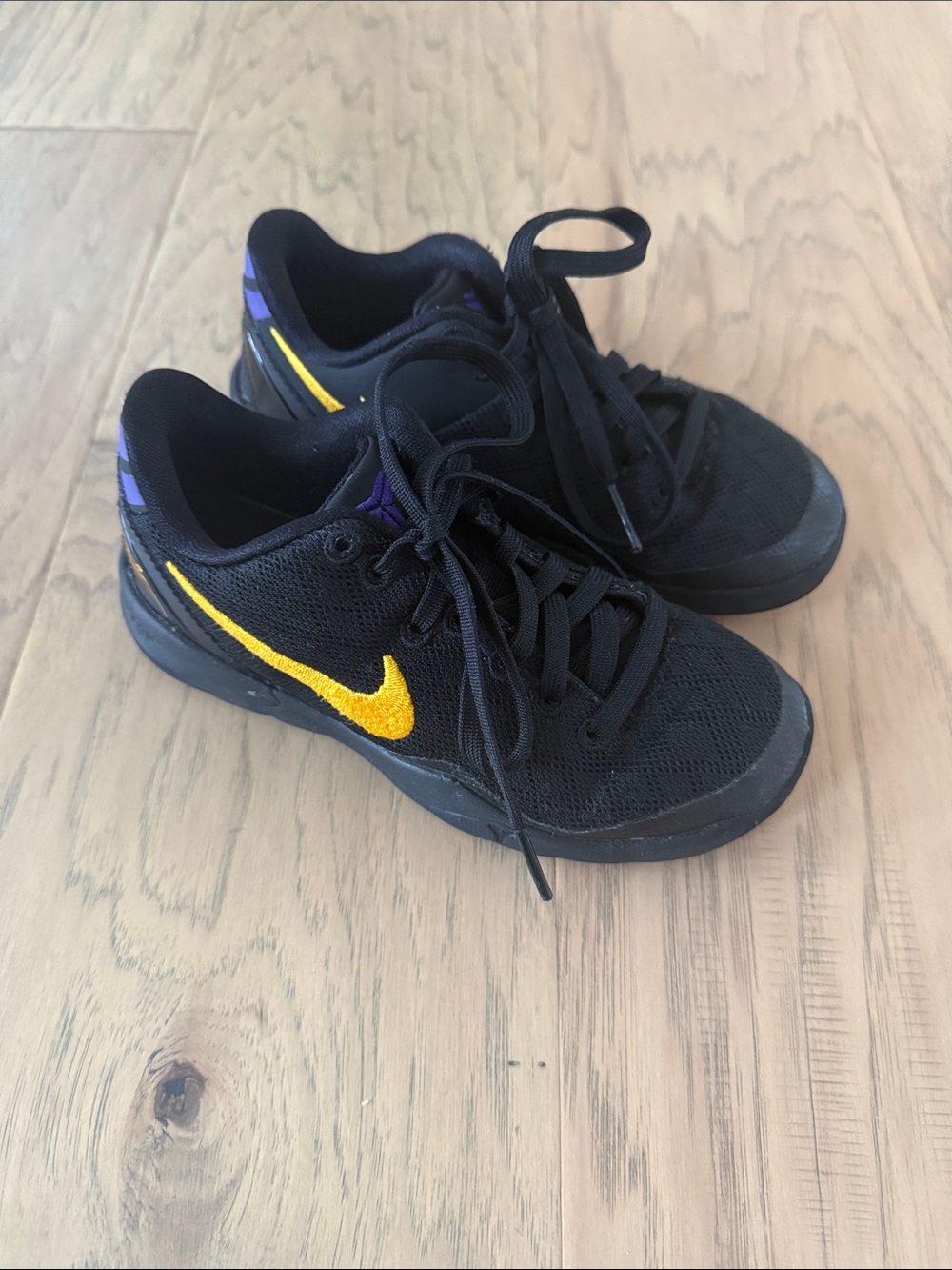 Nike Kobe 8 Lakers Away Black Basketball Sneaker 12c Kids